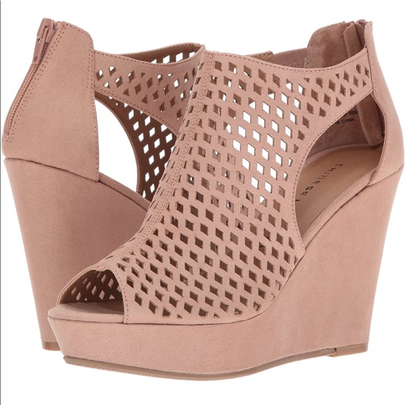 Women’s Chinese Laundry wedges - Picture 5 of 5